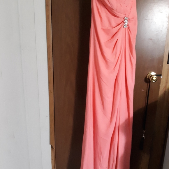 David's Bridal Bridesmaid's dress - Picture 6 of 6